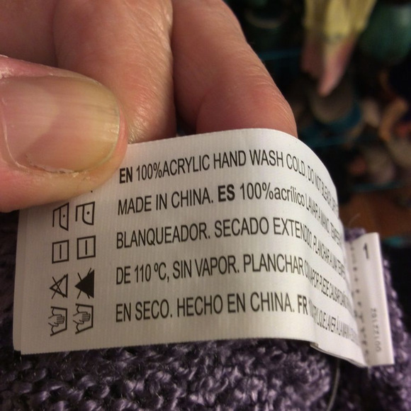 NWT LAVENDER REVERSIBLE TWIST FRONT/BACK SWEATER - Picture 5 of 5